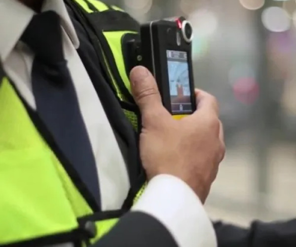 Body Worn Cameras for Retailers - WCCTV